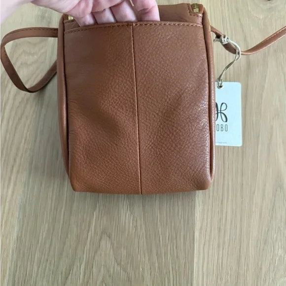 HOBO crossbody bag small leather tan - Picture 6 of 6